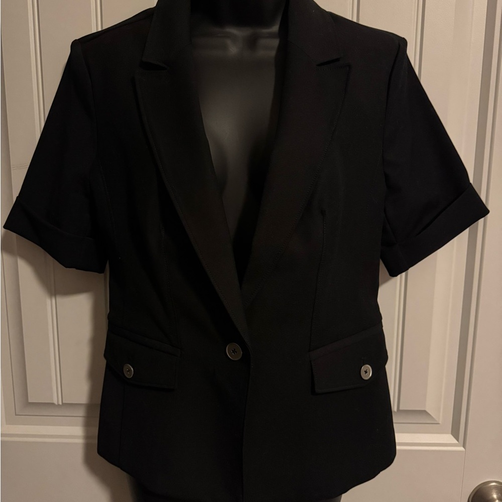 WHBM Black Short-Sleeved Women's Blazer